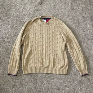 Tommy Hilfiger sweater